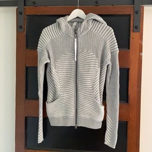 Lululemon hooded sweater/sweatshirt Size 10 grey